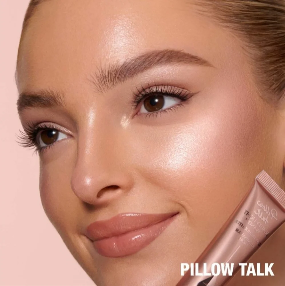 CHARLOTTE TILBURY Beauty Light Wand In Pillow Talk Original